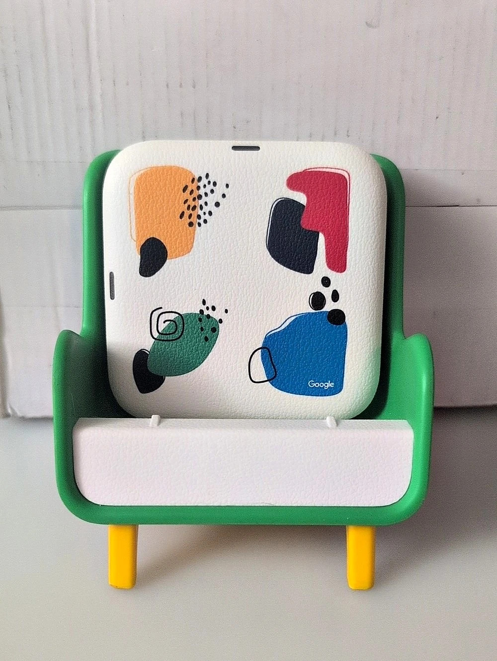 Google Themed Wireless Charger 

Galaxy Z Flip3 5G X Google Collab